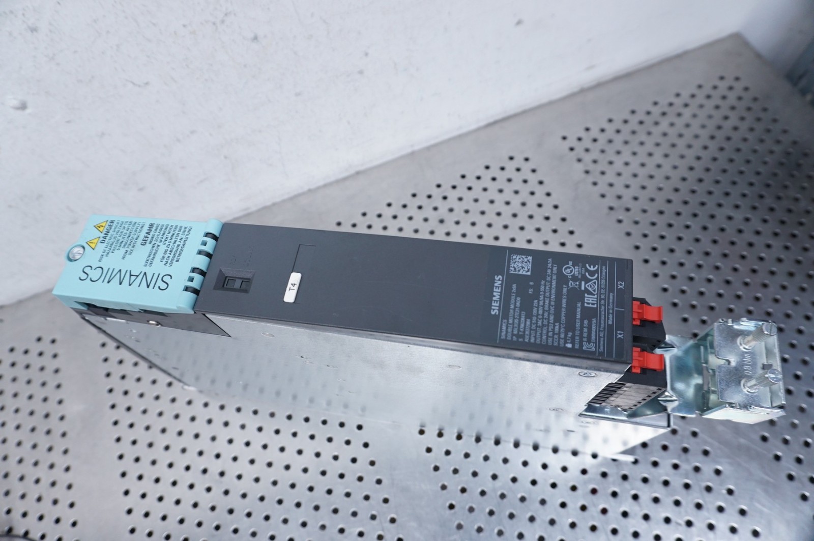 Siemens Sinamics S120 Double Motor Module Input 6SL3120-2TE21-0AD0