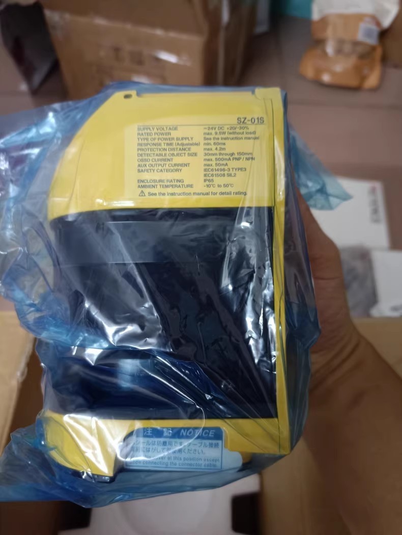 Keyence SZ-01S Laser Light Safety Scanner New SZ01S Expedited Shipping
