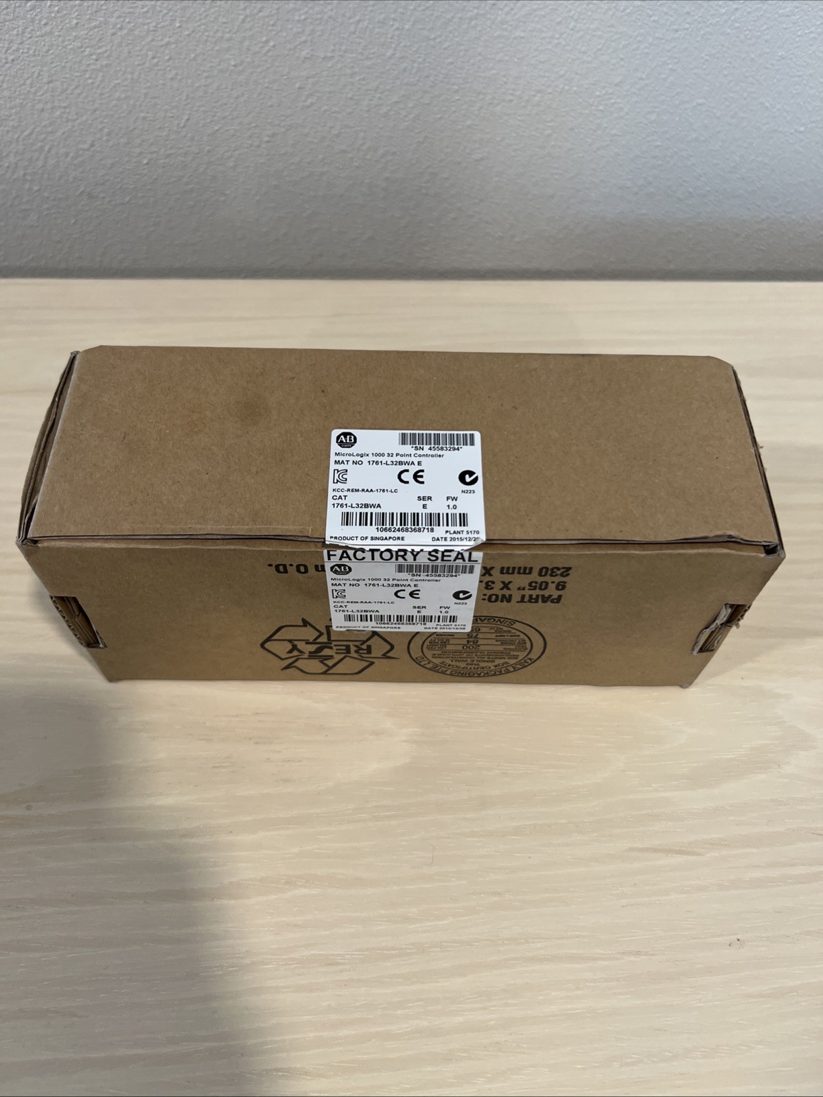 Allen Bradley 1761-L32BWA MicroLogix 1000 32 Point Controller