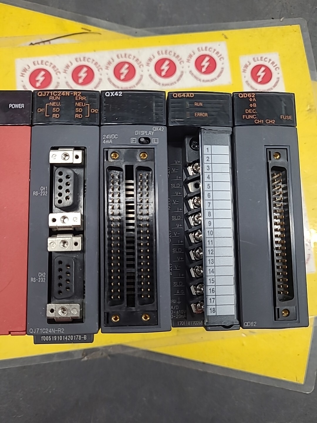 MITSUBISHI CPU MODULE, Q65B BASE UNIT, Q61P POWER SUPPLY MELSEC