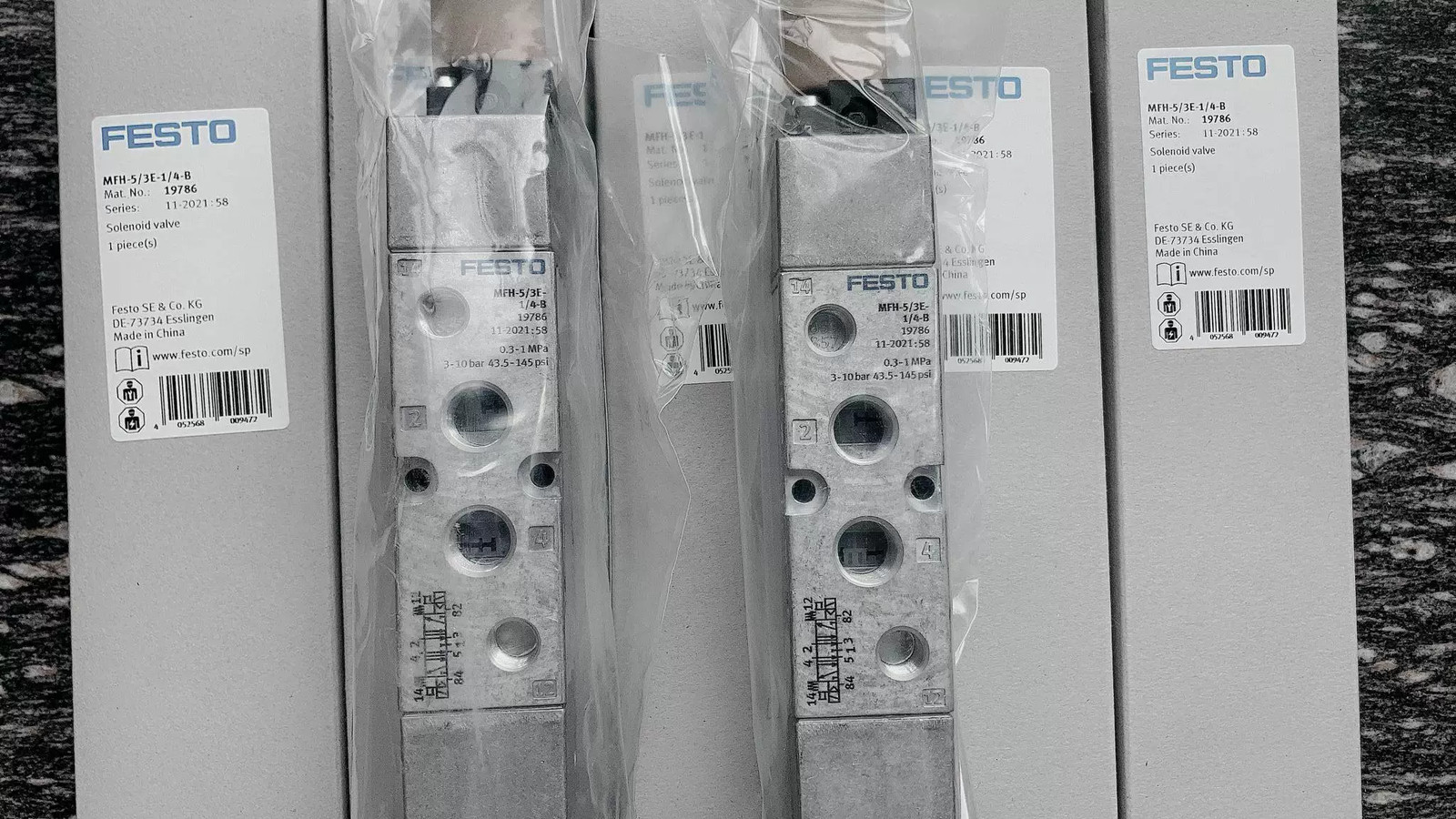 1PCS NEW Festo MFH-5/3E-1/4-B 19786 Solenoid Valve MFH5/3E1/4B