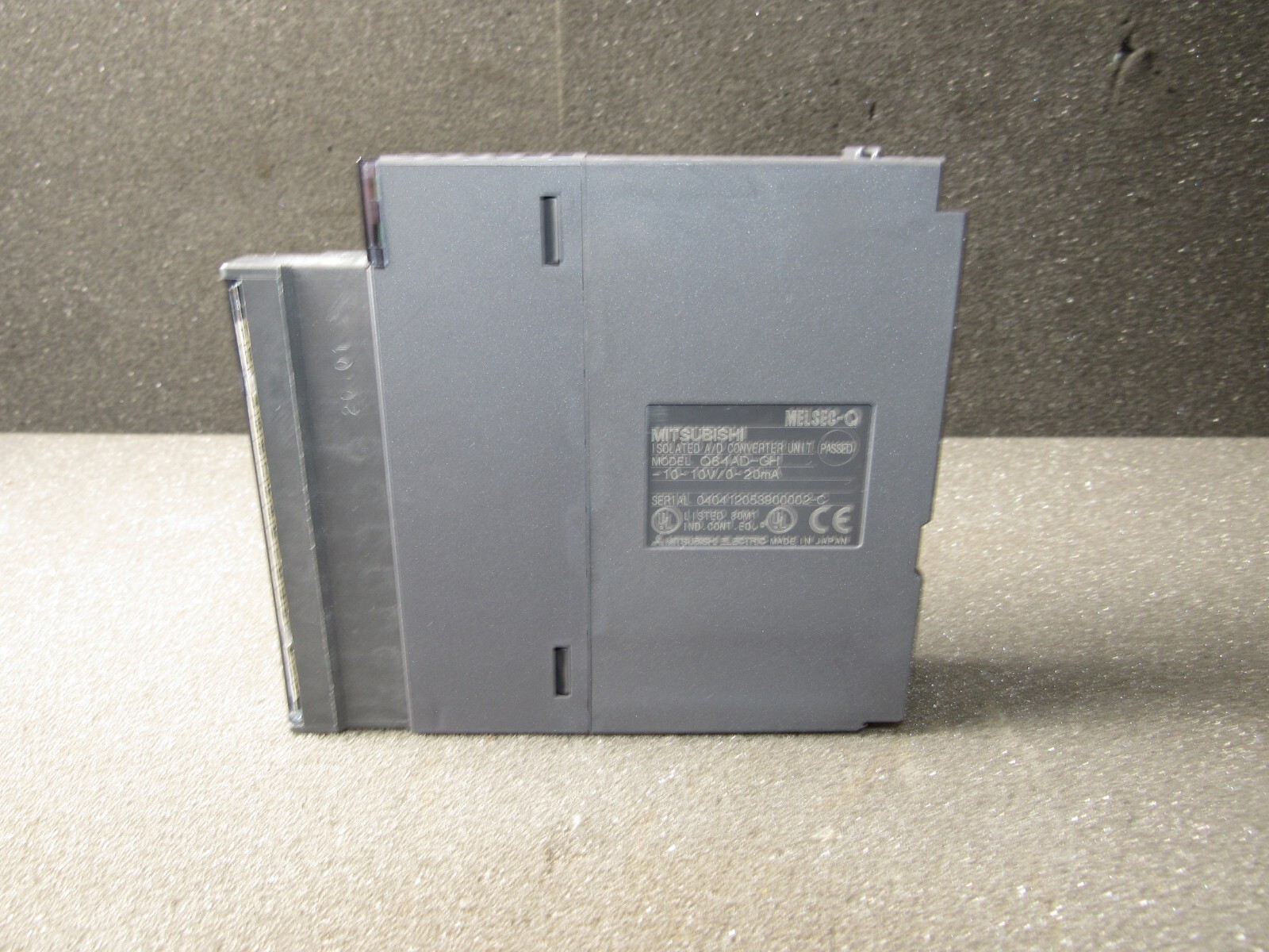 MITSUBISHI MELSEC-Q Q64AD-GH Isolated A/D Converter Unit