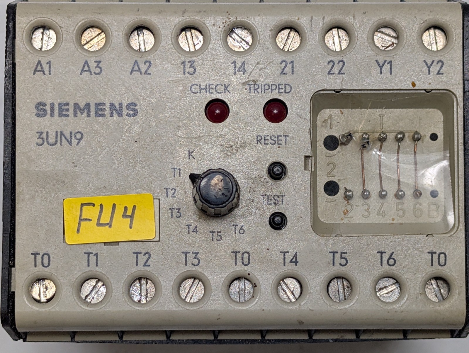 SIEMENS 3UN9 102 THERMISTOR RELAY 110/220V 50/60Hz