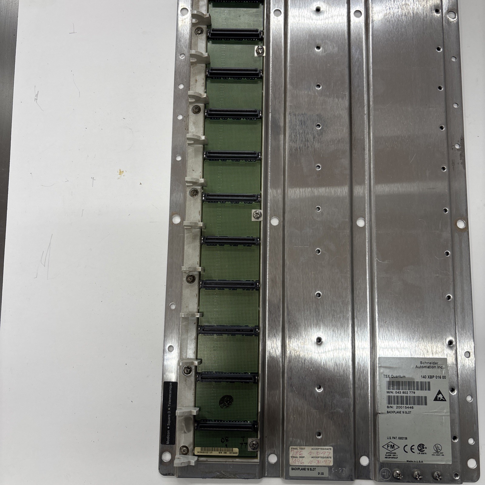 Schneider 140 XBP 016 00 Module 140XBP01600 16 SLOT