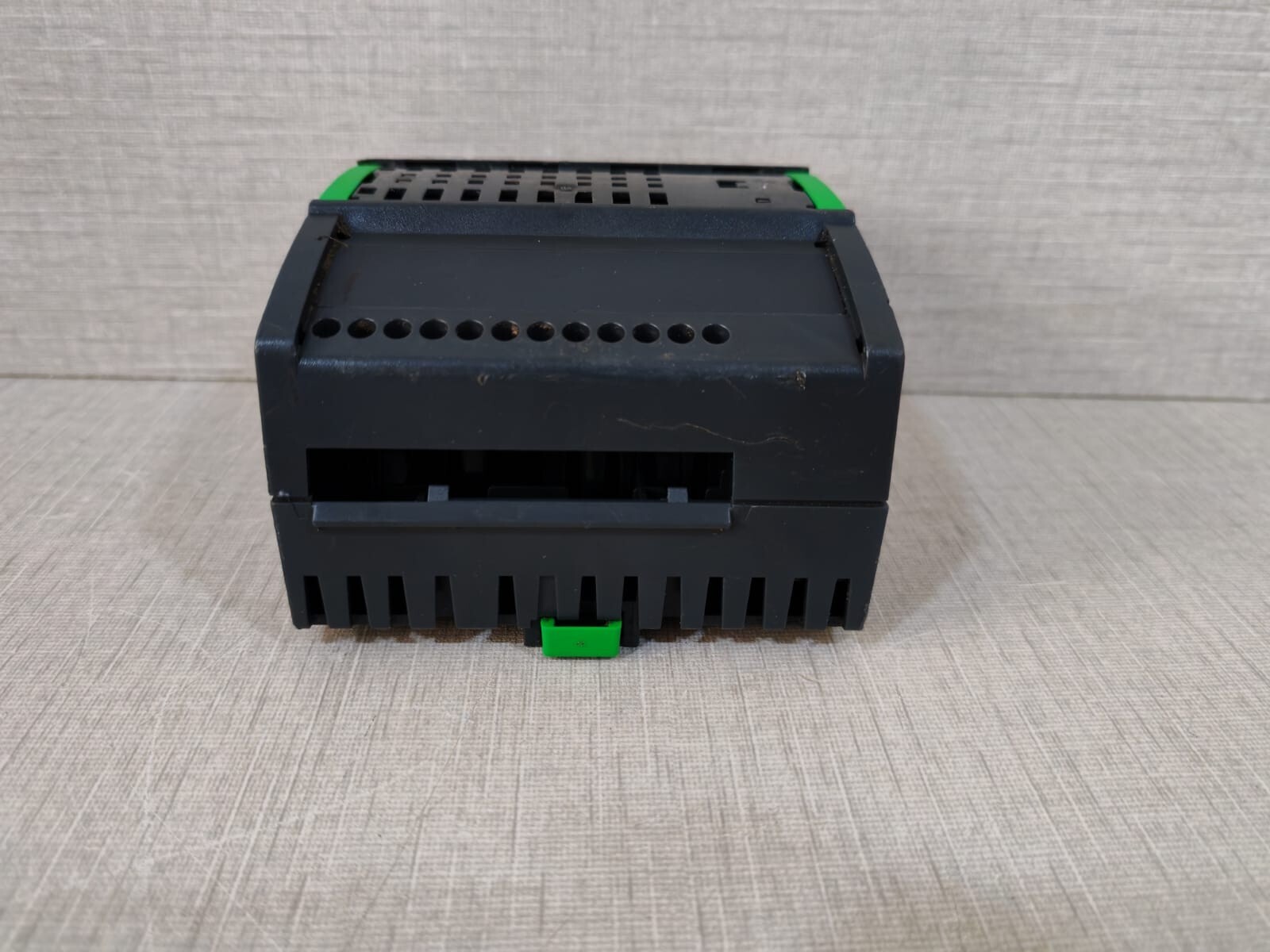Schneider Electric PS-24V Power Supply P/n: SXWPS24VX10001 with Base
