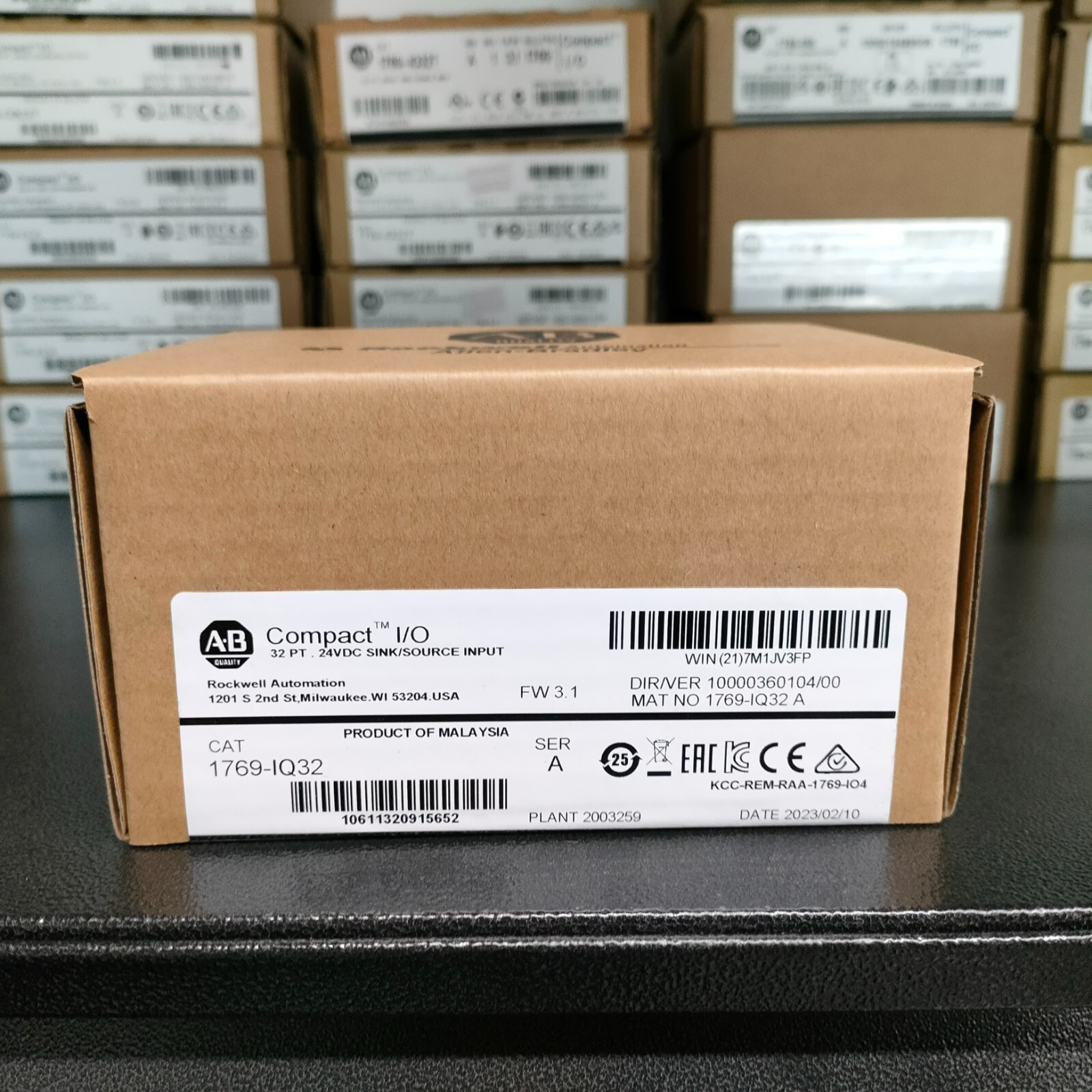 New Sealed Allen Bradley 1769-IQ32 / A CompactLogix 24V DC Input Module 1769IQ32