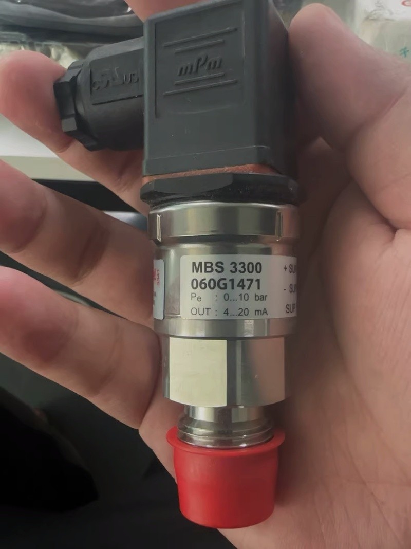 Danfoss MBS3300 060G1471 pressure sensor – UPS or DHL fast delivery