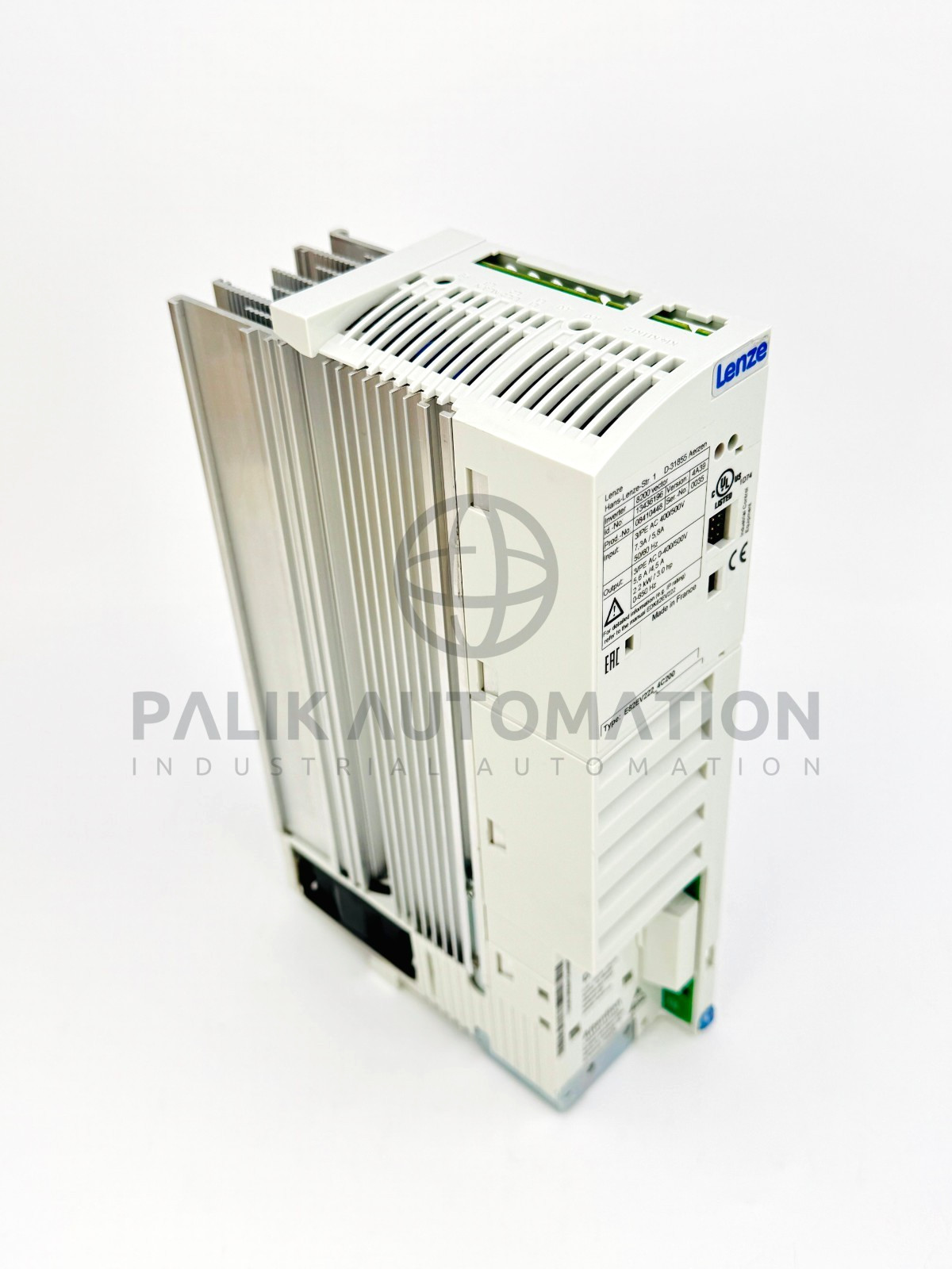LENZE E82EV222K4C200 8200 Vector series 13436196 2.2kW E82EV222_4C200 NEW