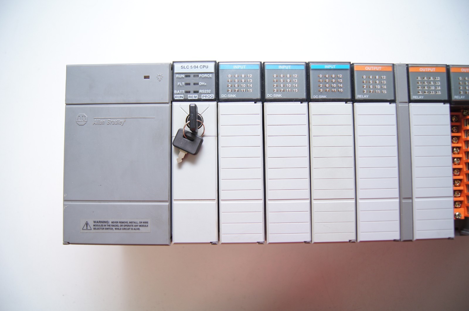 Allen Bradley SLC 500 10 Slot Rack 4x 1746-IB16 3x 1746-OW1 1x 1747-L541