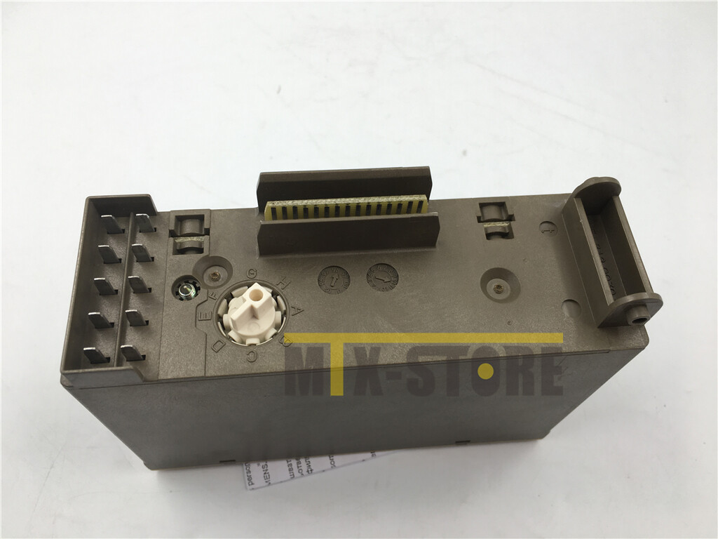 1QTY Unopened Brand New In Box Siemens 6ES5 470-8MA12 6ES5470-8MA12 PLC Module