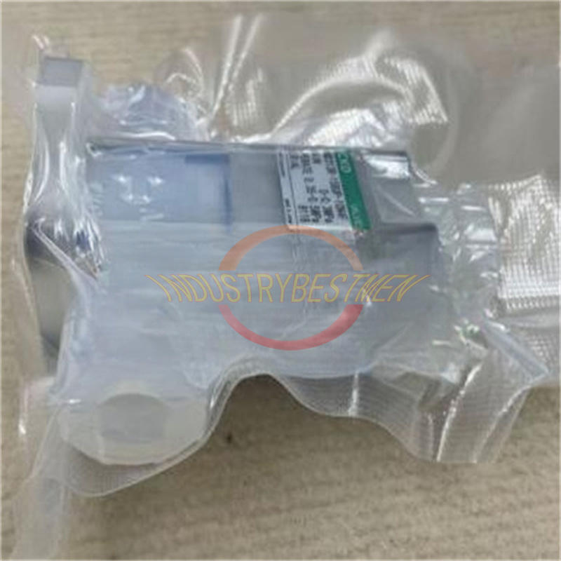 1PC CKD AMD313R-15BUP-10N4F Pneumatic Valve AMD 313R-15BUP-10N4F NEW