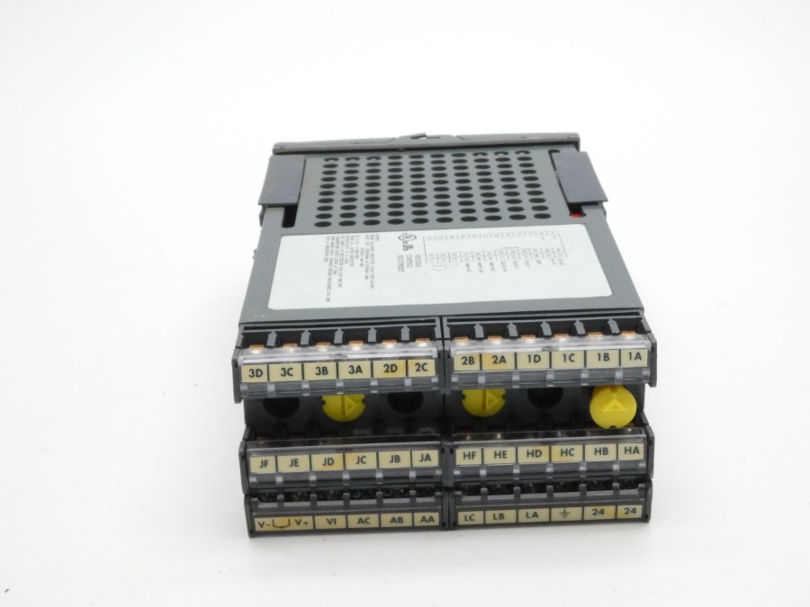 EUROTHERM 2408I/AL/GN/VL/G3/XX/XX/RF/YE/XX/ENG/ 240VAC 2A NSNP