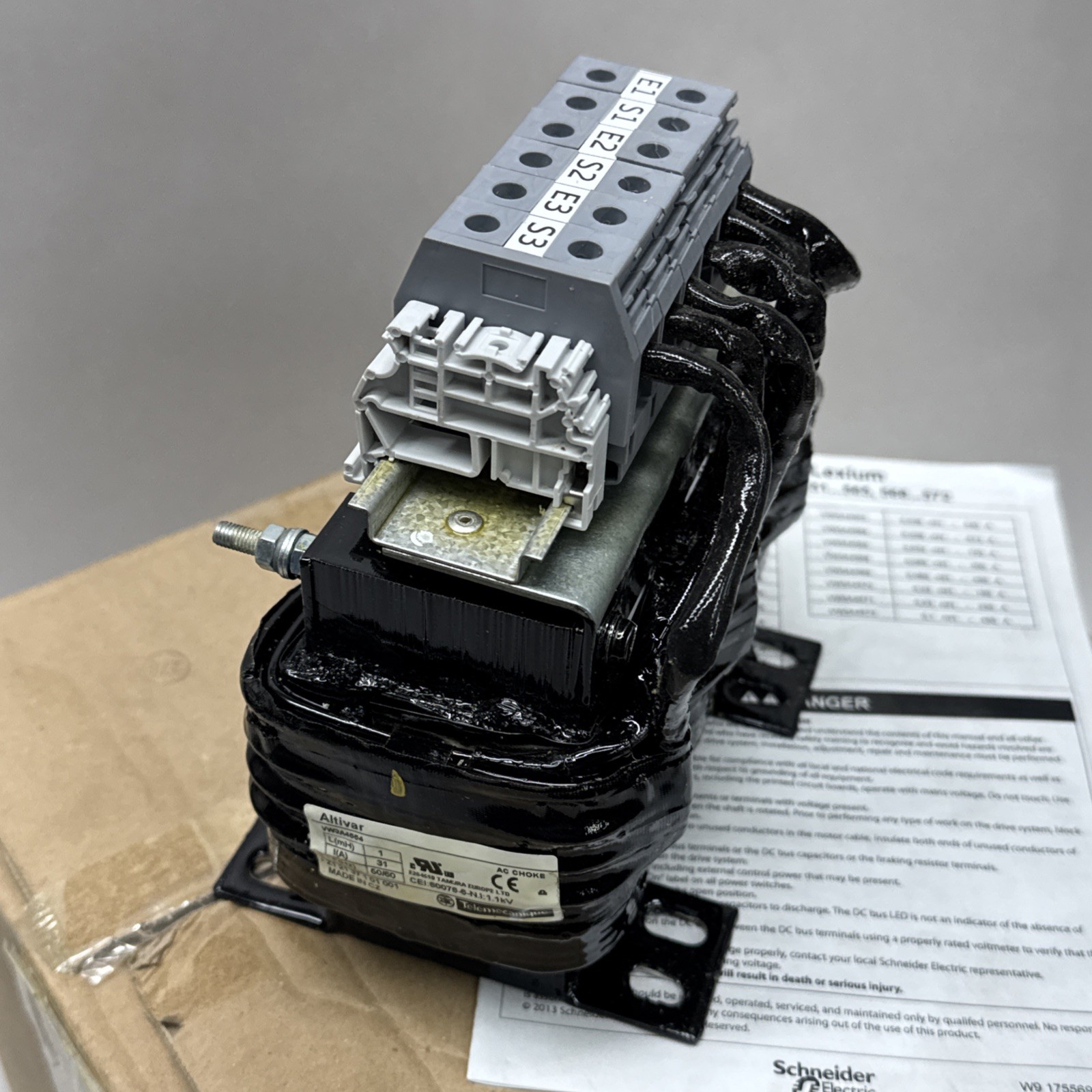 NEW Schneider Electric Altivar VW3A4554 Line Choke L NFP 1mH 31A Telemecanique