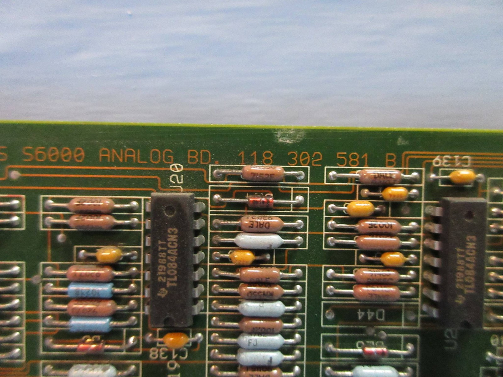 Exide Electronics 118302581 B S6000 Analog Board PLC 118-302-581 B Module