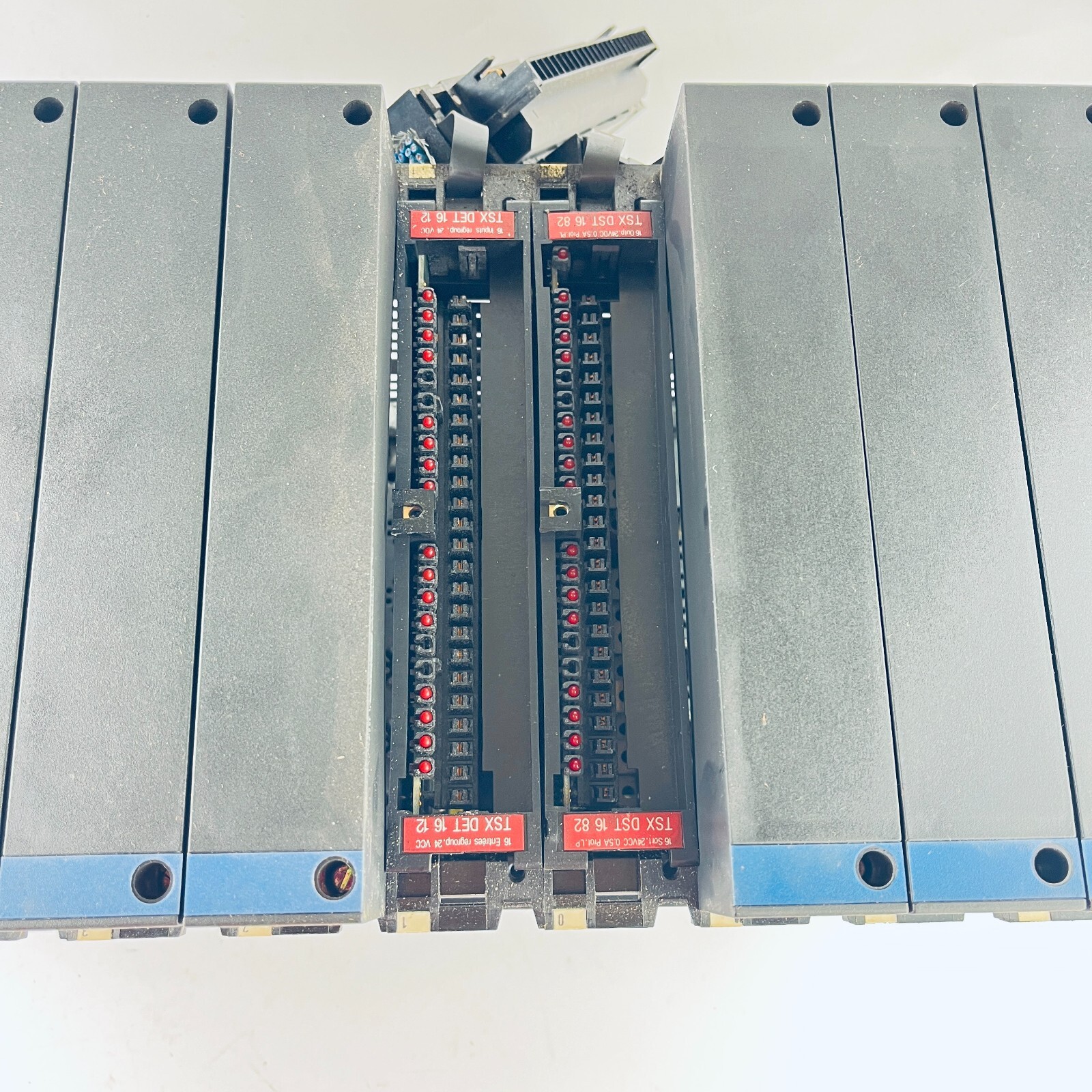 TSX RKS 8 TSXRKS8 + TSX DST 16 82 TSXDST1682+ TSX DET 16 12 TSXDET1612