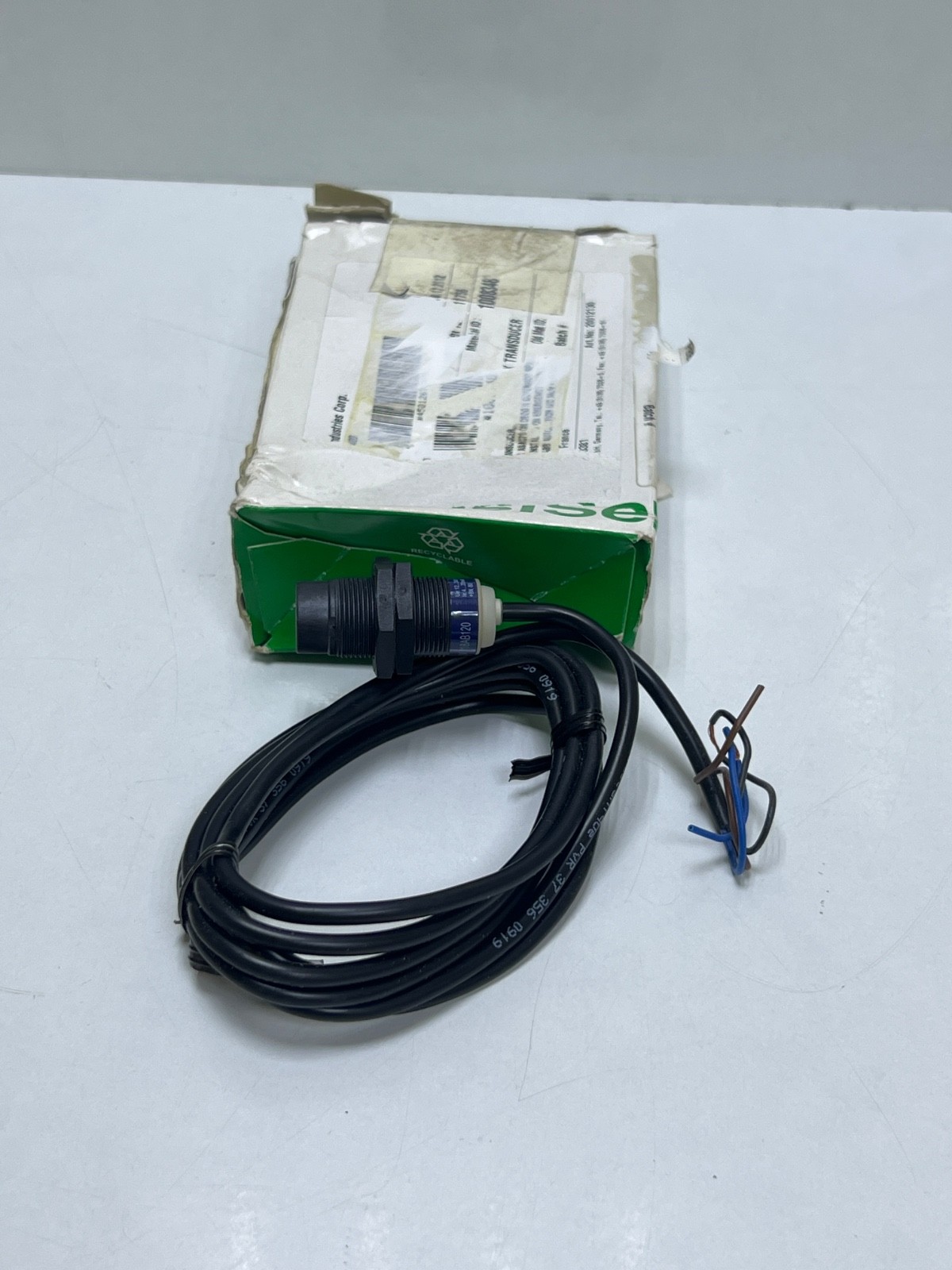 TELEMECANIQUE XS4P18AB120 UNMP