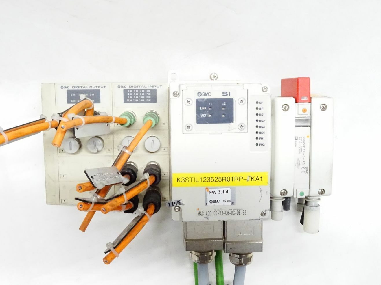 SMC Bus Module EX245-SPR1-X165 + I/O EX245-DX1-X36 EX245-DY1-X37 + Valve VQC2201NR