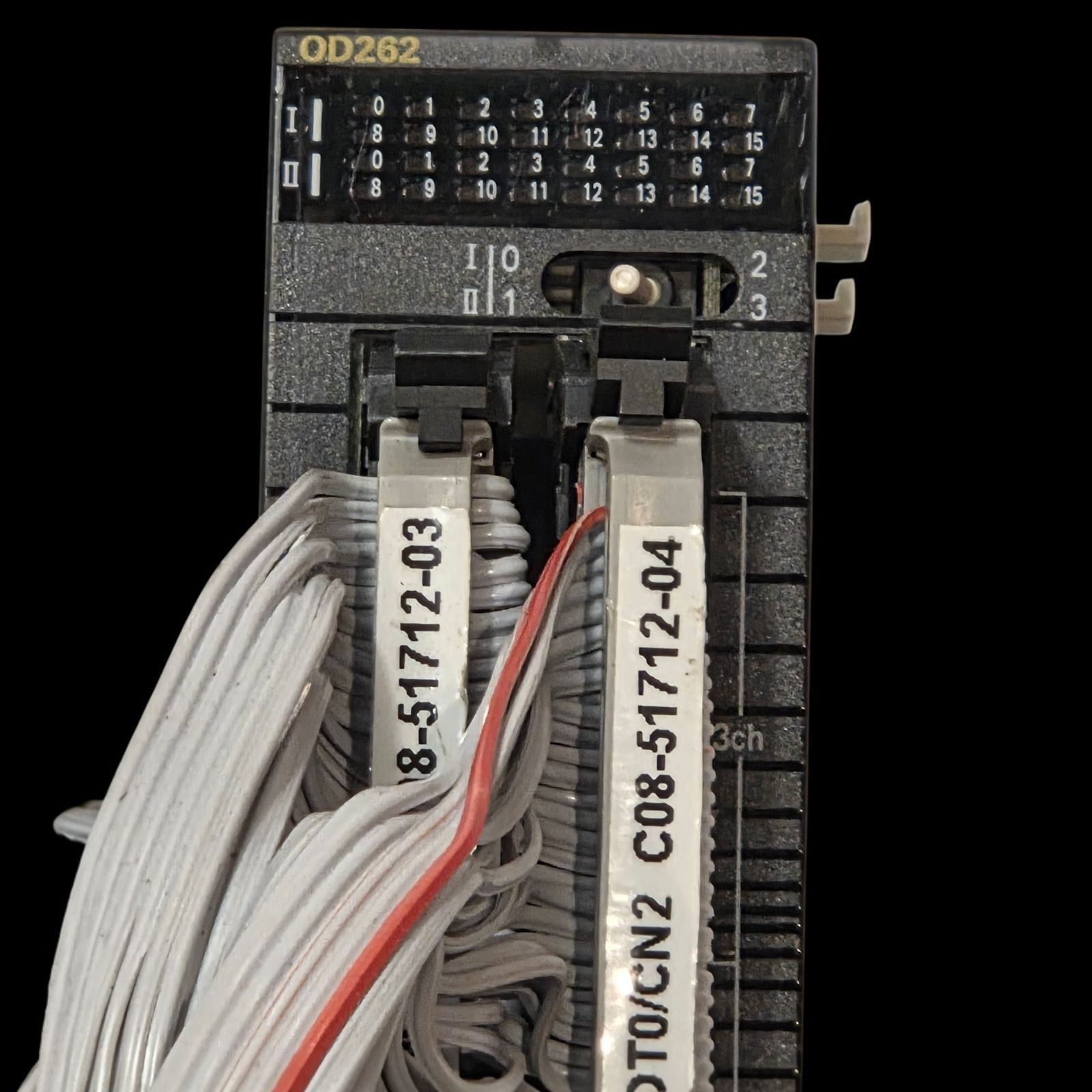 Omron CJ1W-OD262 Digital Output Module With Free Terminal Cables