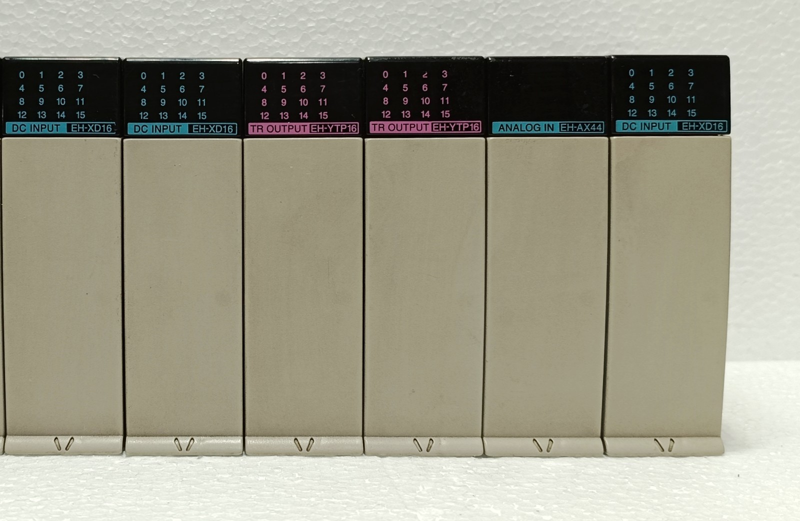 Hitachi EH-150 PLC: EH-CPU516 EH-PSD EH-BS8A XD16 YTP16 AX44 LNK System