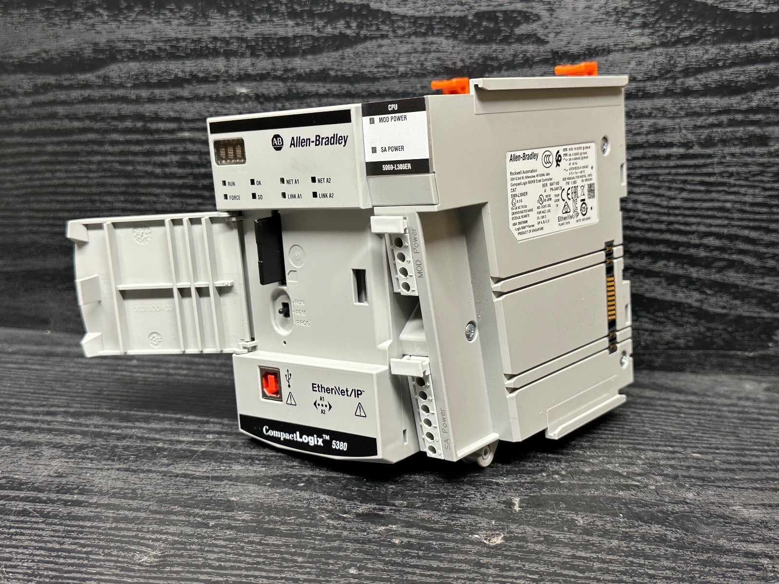 2021 Allen Bradley 5069-L306ER 1784-SD2 CompactLogix 5380 Controller 600KB CPU