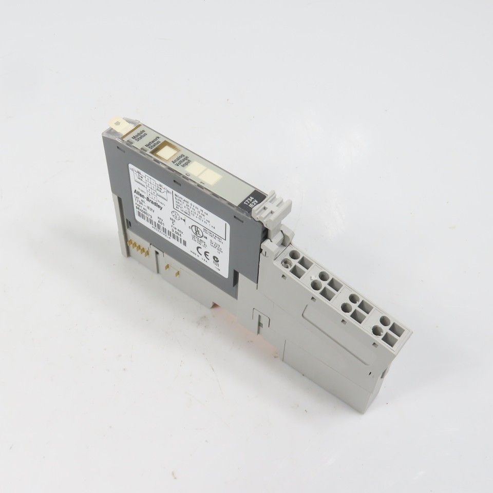 Allen Bradley 1734-IE2V Ser C Analog Input Module 3.004 W/1734-RTB& 1734-MB Base