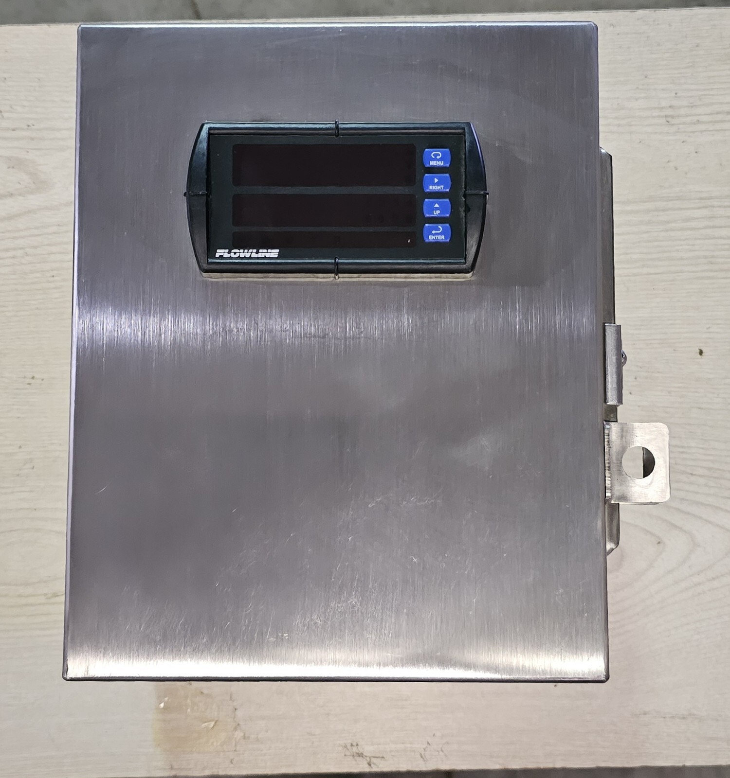 Flowline LI55-1001 DataView Level Controller