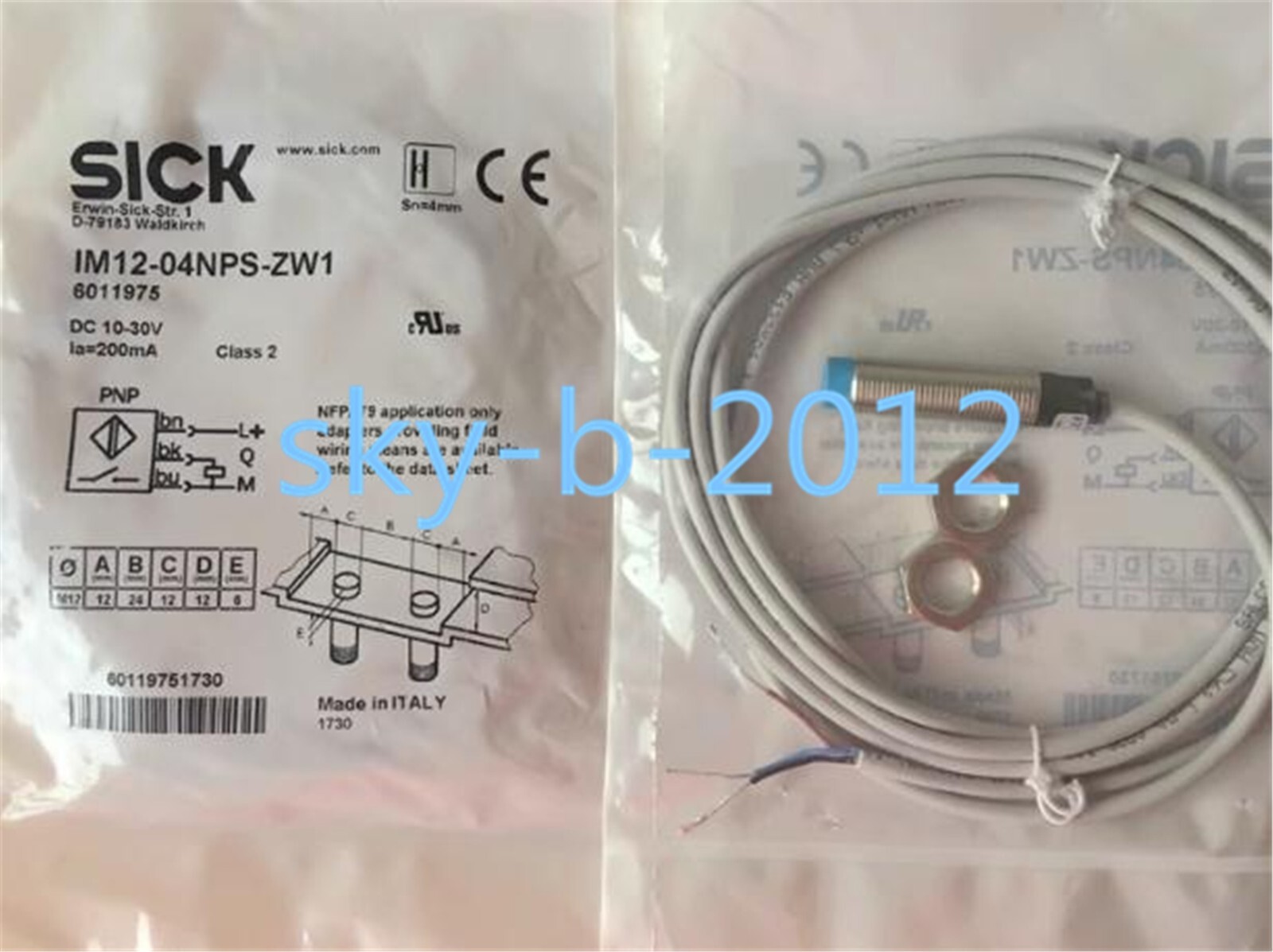 1 pcs NEW IN BOX SICK photoelectric switch IM12-04NPS-ZW1