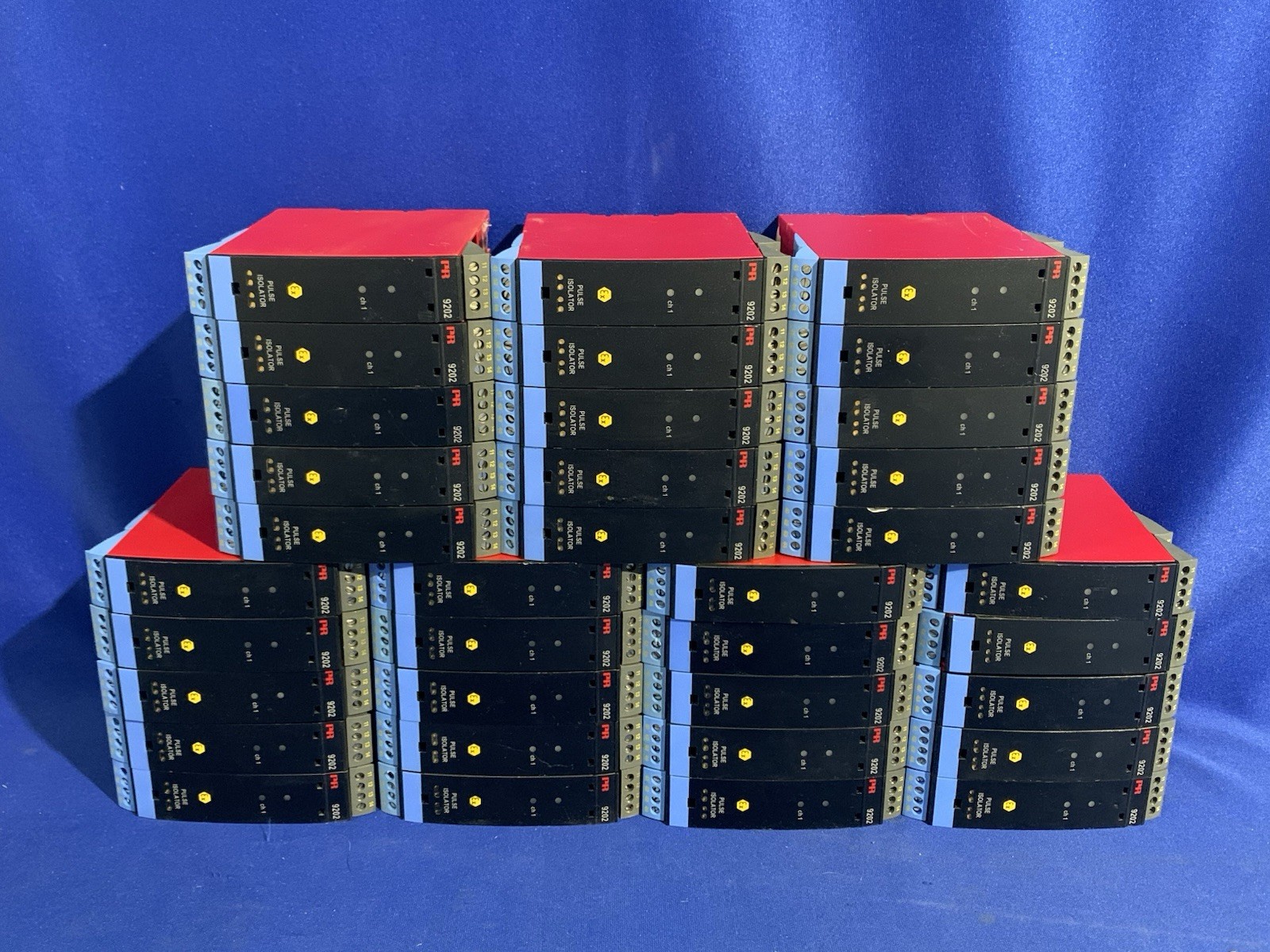 PR Electronics 9202 Pulse Isolator 9202-02 9202-03 – Lot of 35 – Untested