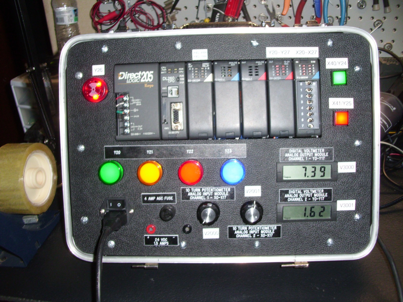 Automation Direct Analog PLC TRAINER D2-260 with software programming cable USB