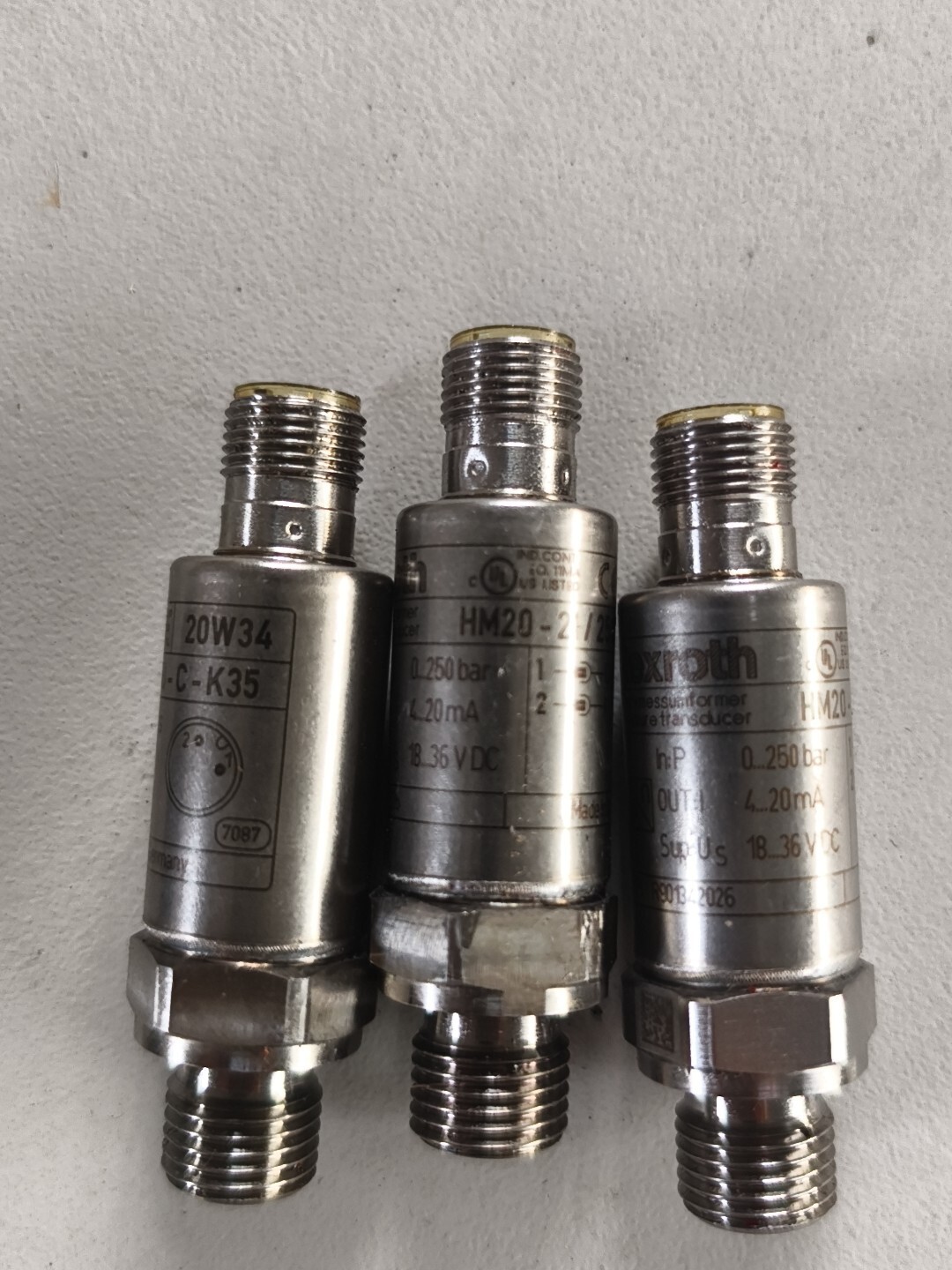 One Rexroth HM20-2X/400-C-K35