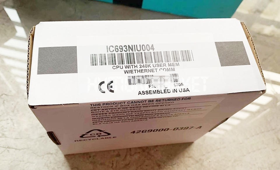 ONE NEW GE FANUC PLC Module IC693NIU004