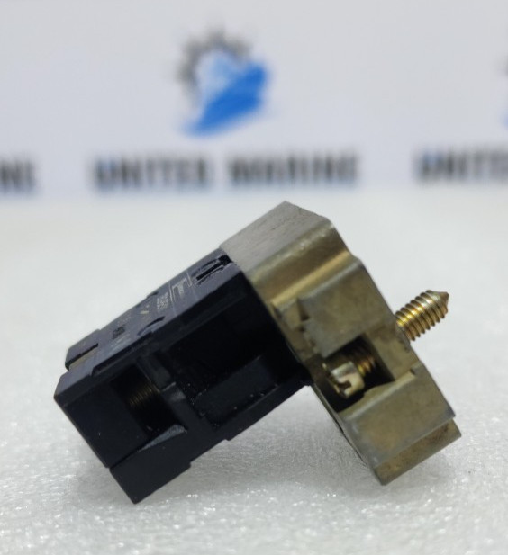 [LOT OF 4] Telemecanique ZB2-BE101 Contact Block With Base