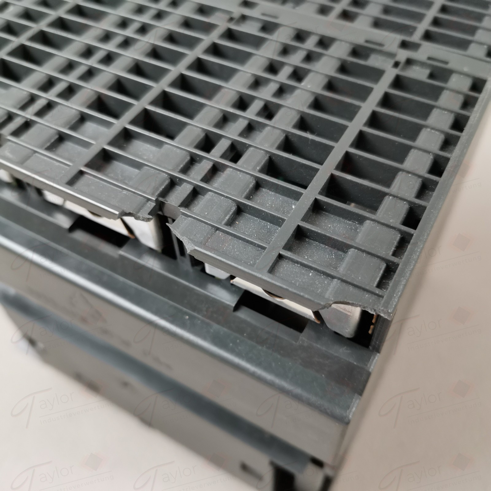 Siemens 6ES7 314-6EH04-0AB0 / 6ES7314-6EH04-0AB0 with breaks