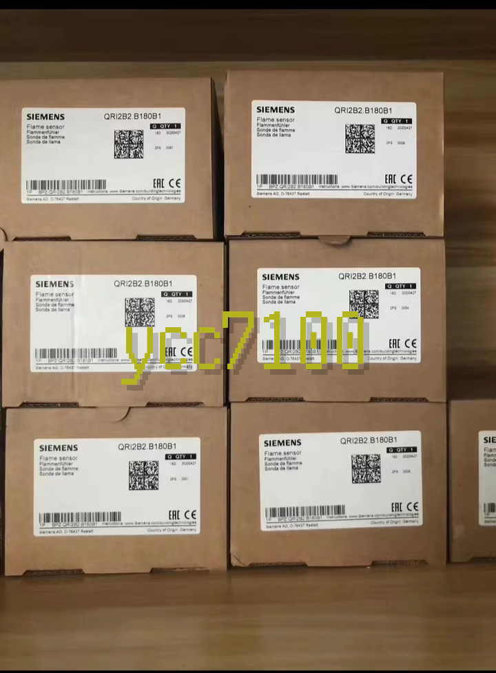 QRI2B2.B180B1 Brand new Original Flame detector QRI2B2B180B1