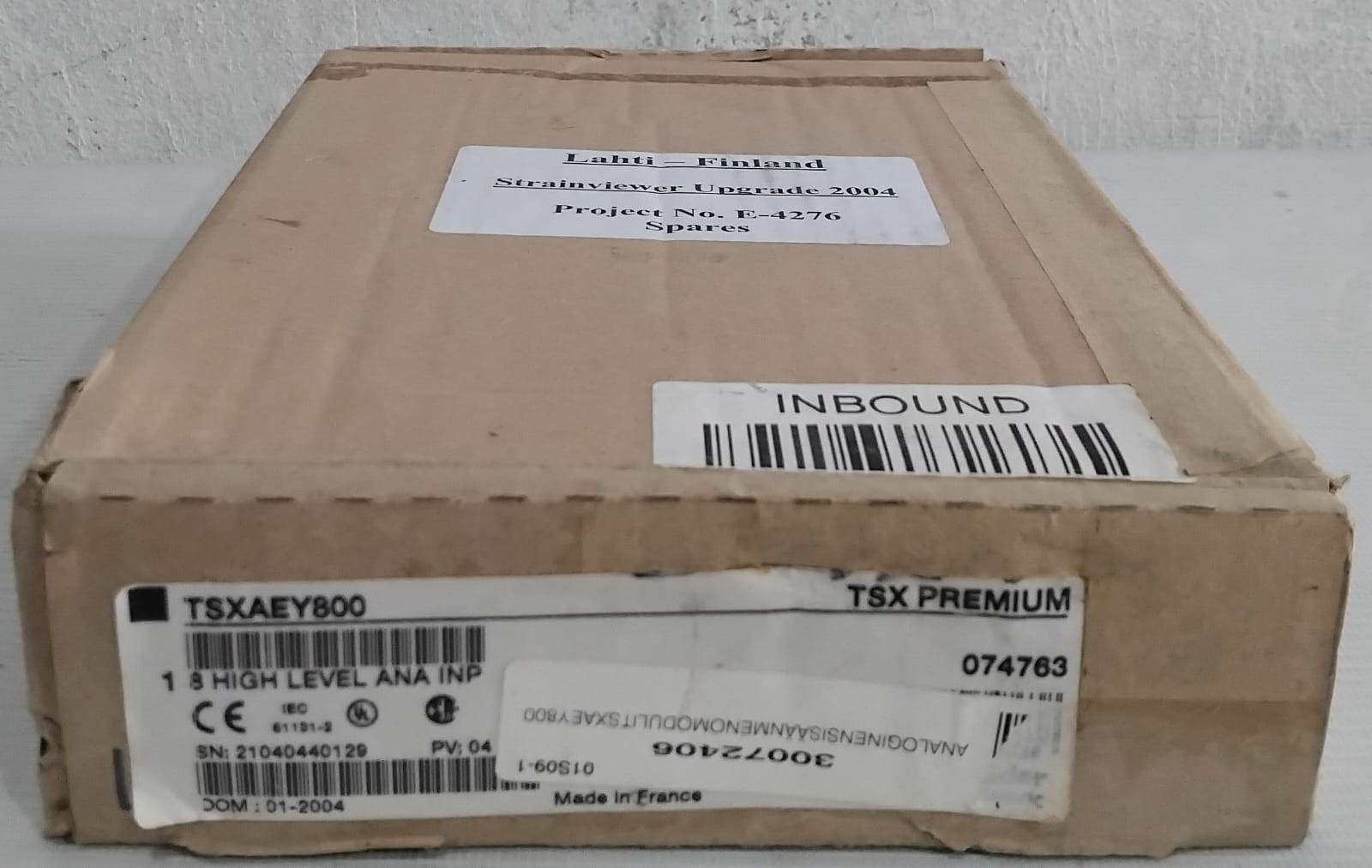 Schneider TSXAEY800 PLC Module/ TSX AEY Premium 074763/ PV:04 SV:1.00