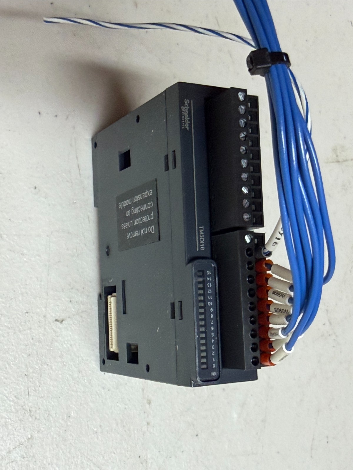 Schneider TM3DI16G Modicon TM3-16 Input Module, 24 VDC Spring Terminal