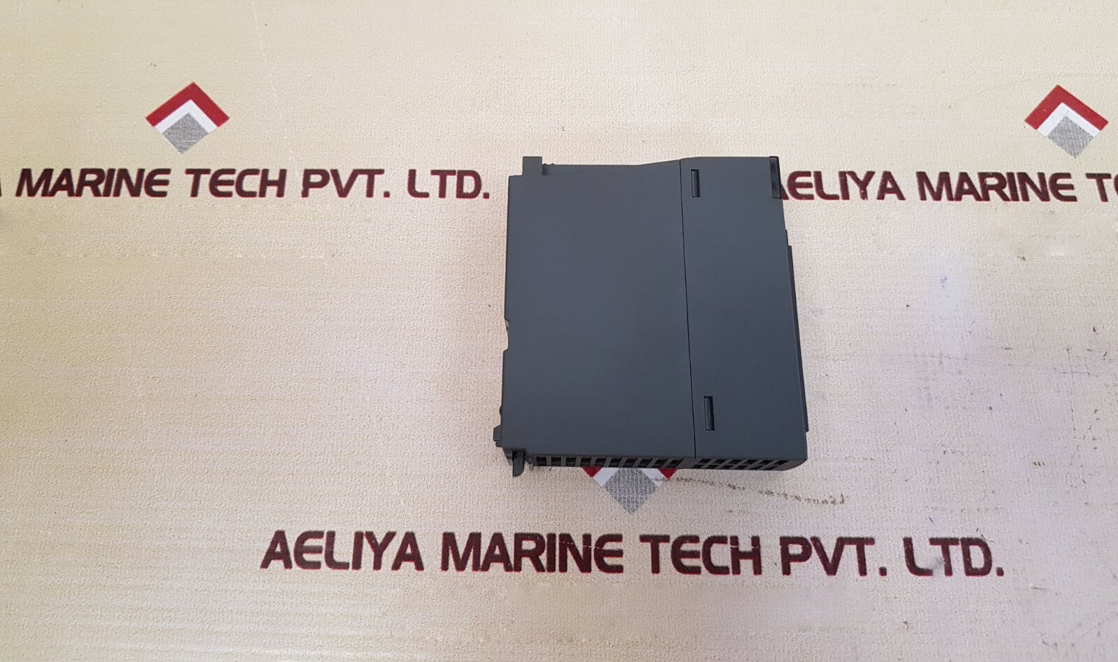 Mitsubishi qx42 input unit