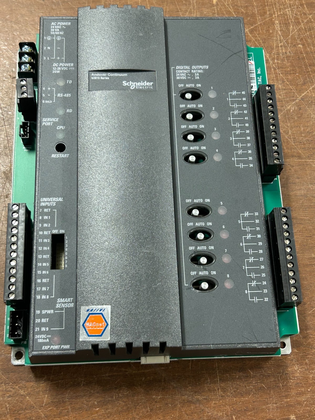 Schneider Electric Andover Continuum Model B3810 Series BACnet Controller