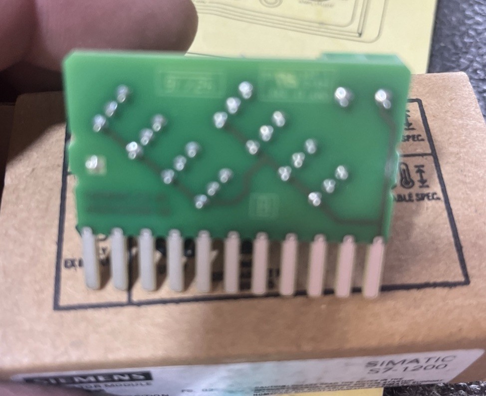 Siemens SIMATIC S7-1200 6ES7 274-1XF30-0XAO Read