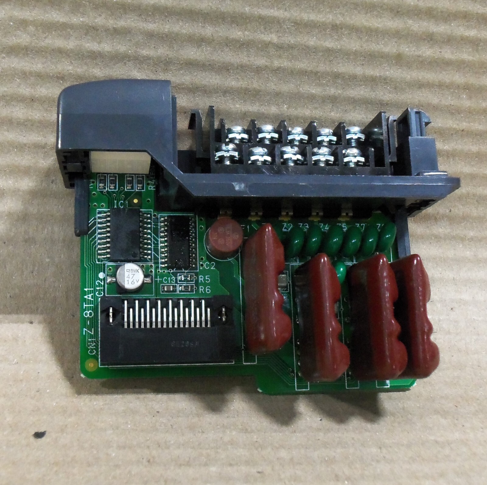 AUTOMATION DIRECT D2-08TA DIRECT LOGIC 205 KOYO OUTPUT MODULE Z-8TA1 110-220 VAC