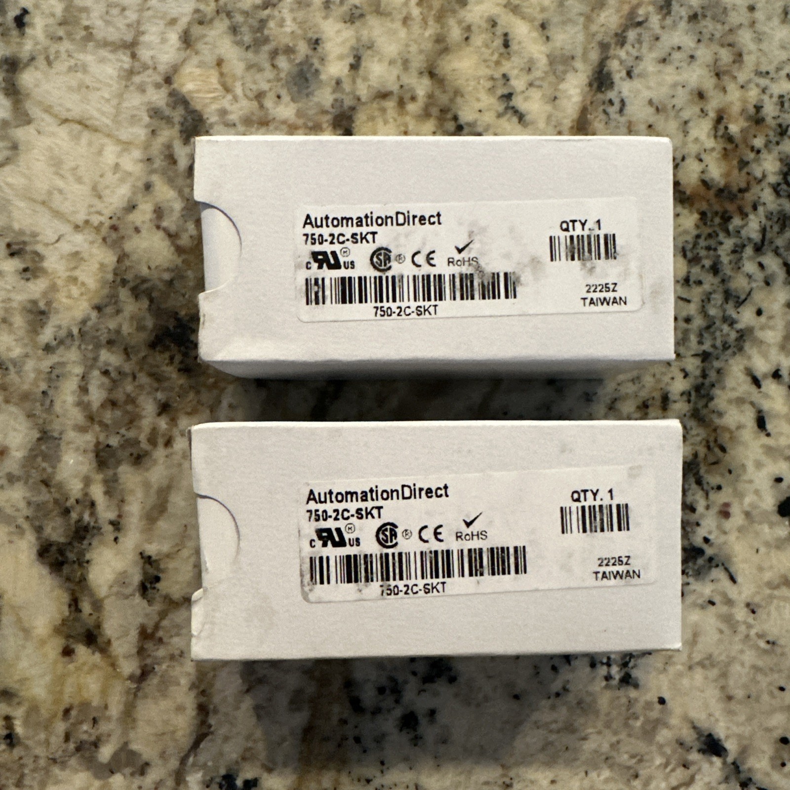 2x AUTOMATION DIRECT 750-2C-SKT RELAY SOCKET NEW + FAST SHIPPING
