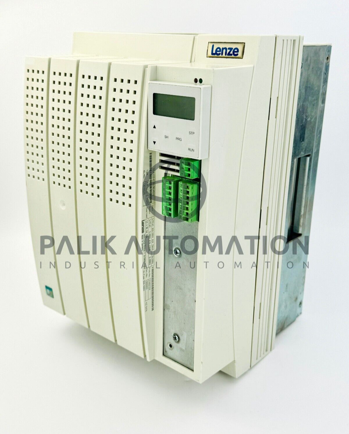 LENZE EVF8222-E-V020 SERVO DRIVE + PANEL SERVO CONTROLLER 8200 SERIES USED