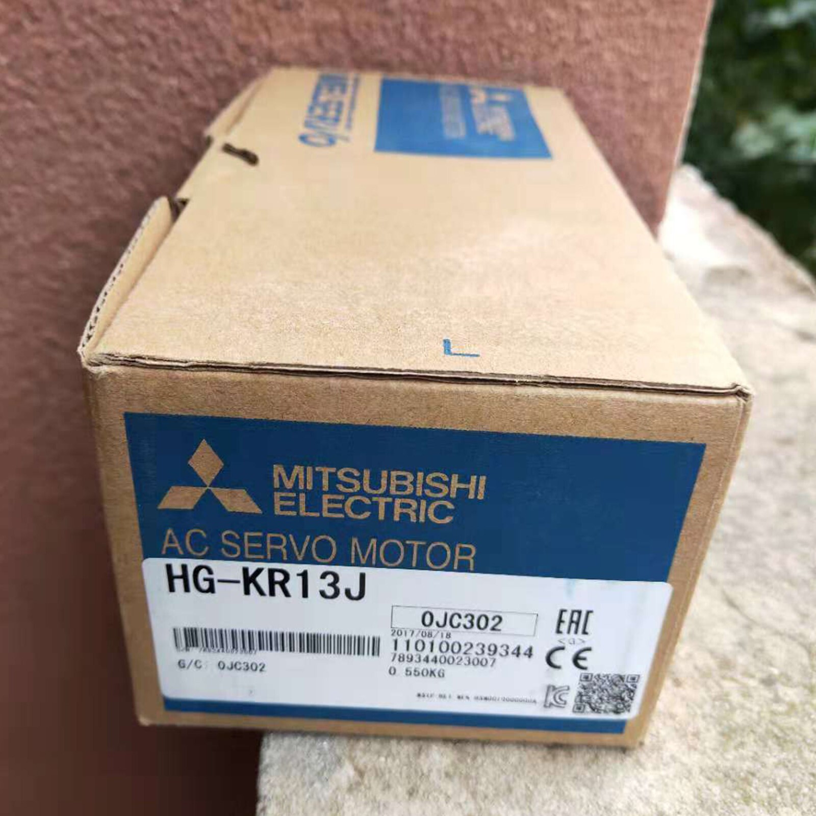 New Mitsubishi Servo Motor IN BOX HG-KR13J 100W Free Shipping
